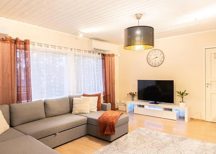 Forest Side Family House By Booklapland Апартаменты